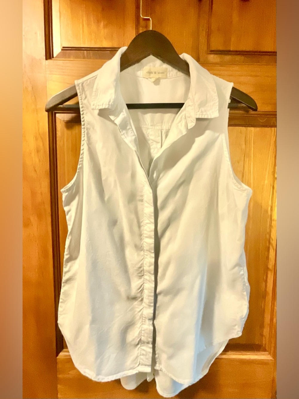 Cloth & Stone White Sleeveless Button-Down Collared Top Medium